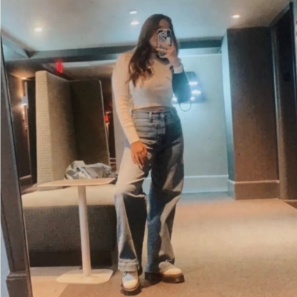 kendall and kylie white mock neck long sleeve